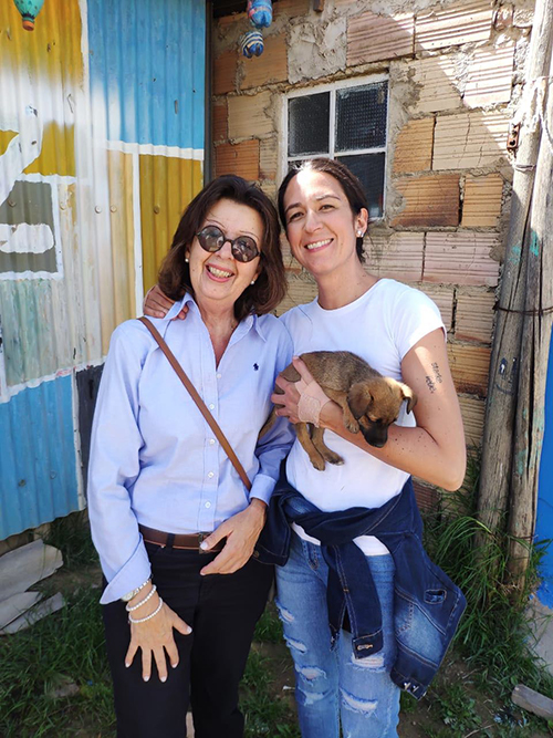 Amparo Carrioza, Compartiendo su energía.