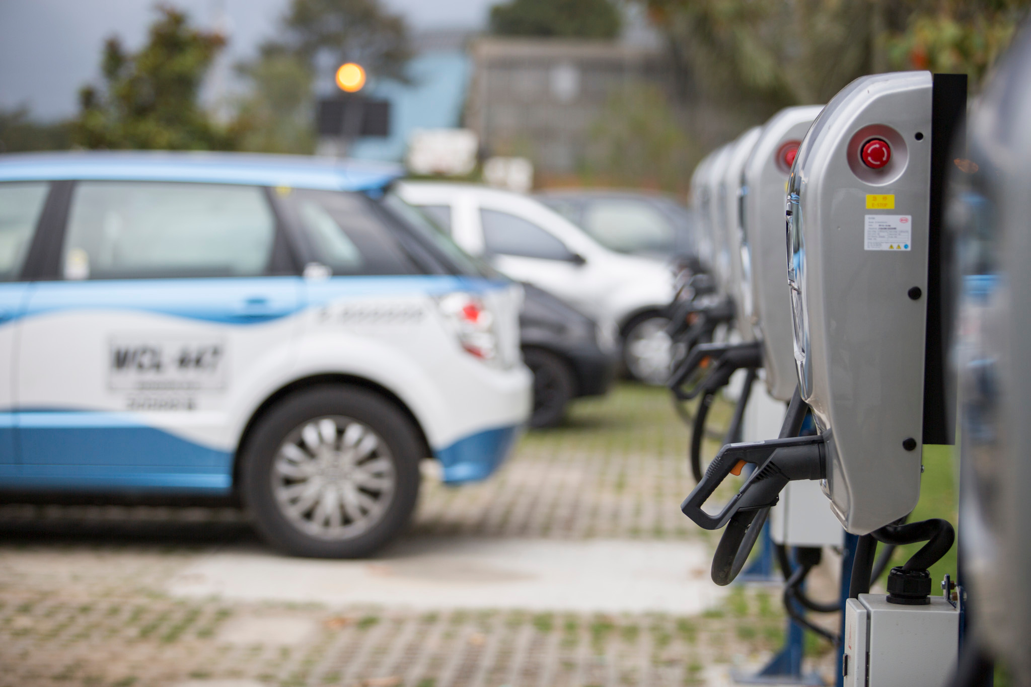 Estación de Recarga vehículos eléctricos ENEL