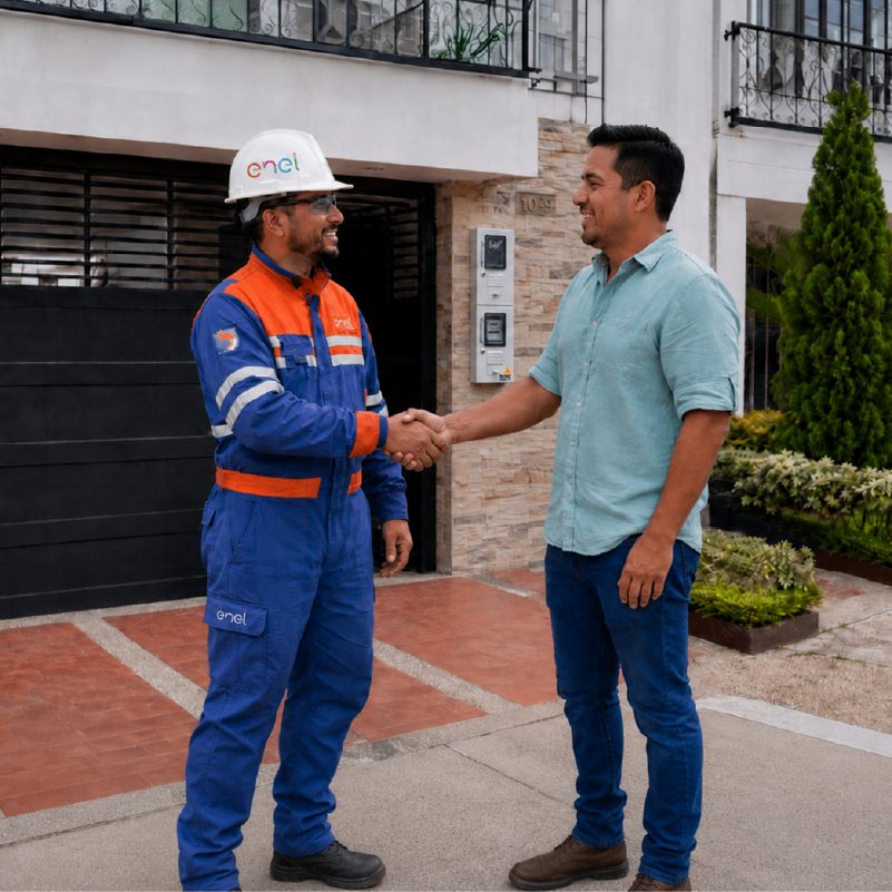 Técnico de Enel saludando a un cliente