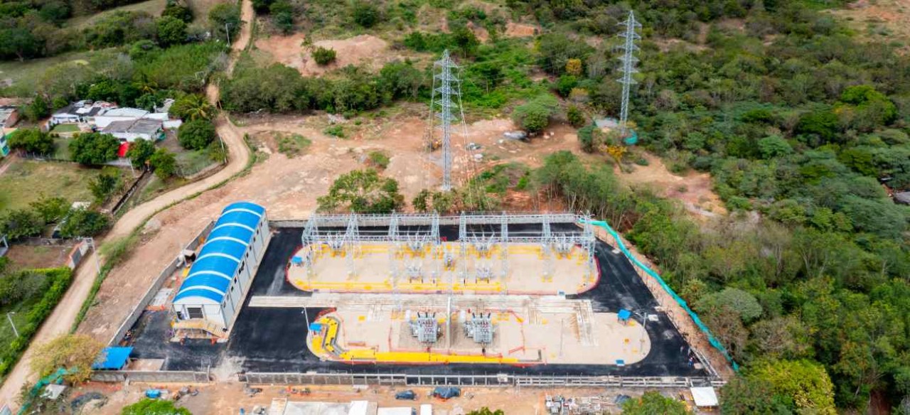 Subestación eléctrica como parte del sistema de generación distribuida en Colombia