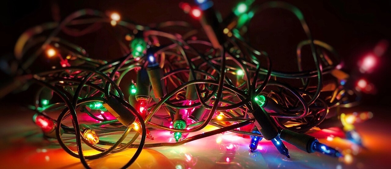 Cómo ahorrar energía en Navidad: guía y tips eficientes 