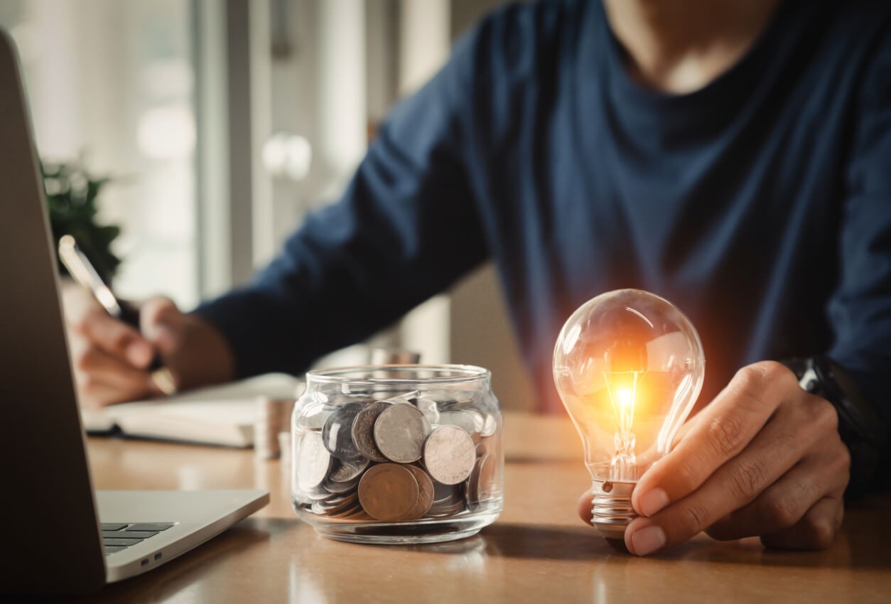#Cuidatuenergía: siete tips para hacer un uso eficiente de la iluminación en navidad y evitar accidentes eléctricos