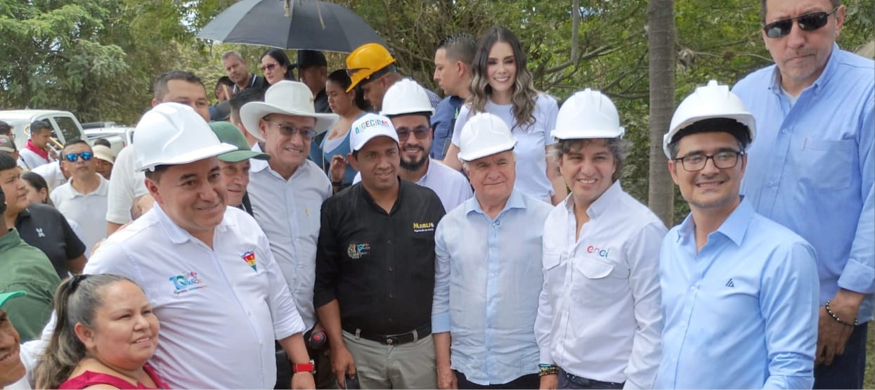 Representantes institucionales y comunidad participan en el acto de inicio de obras de la vía Algeciras.