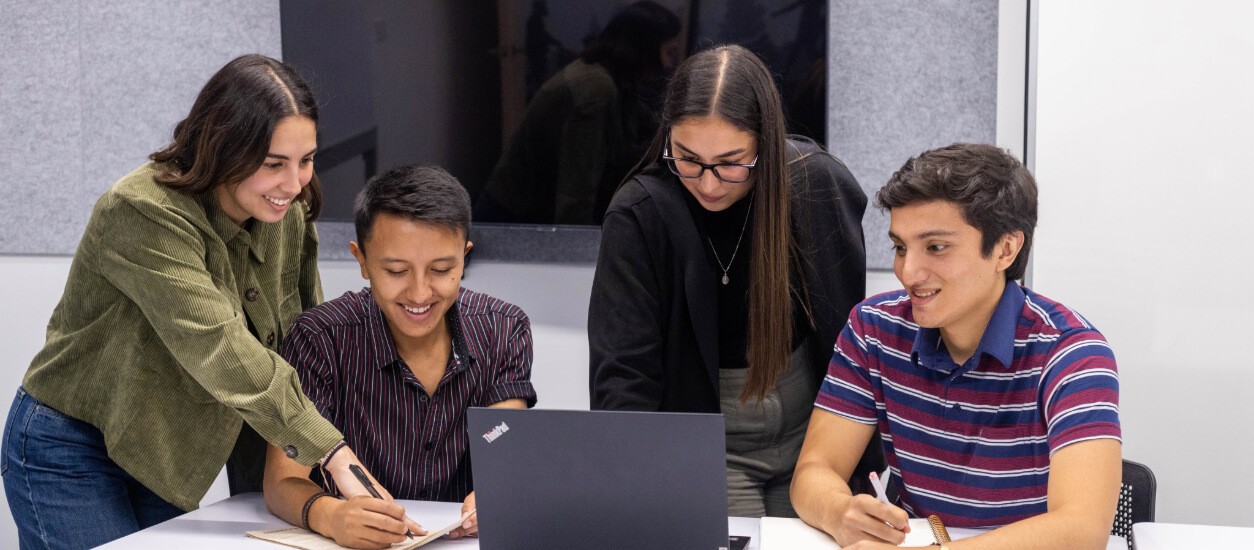 Enel Colombia tiene 140 vacantes en su programa de prácticas profesionales, #UnPasoParaCrecer