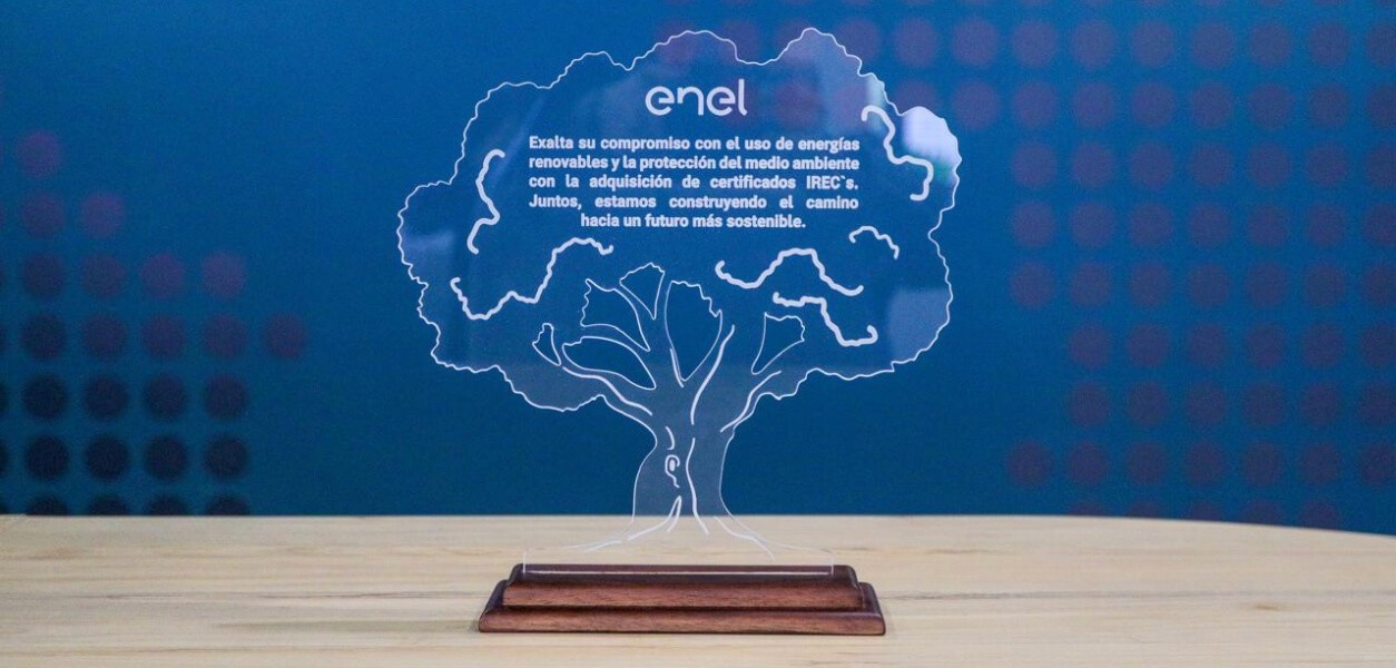Este año Enel Colombia ha entregado certificados I-REC a más de 150 empresas que han integrado el uso de energías renovables en sus operaciones