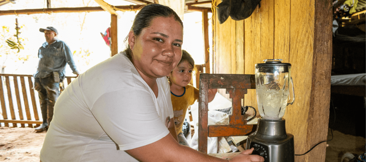Cundinamarca al 100%: Enel Colombia iluminó más de 1.000 hogares en zonas rurales durante el 2024